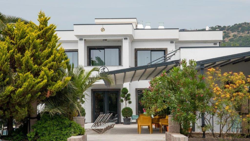 Club Kavala Beach Hotel Assos Exteriör bild