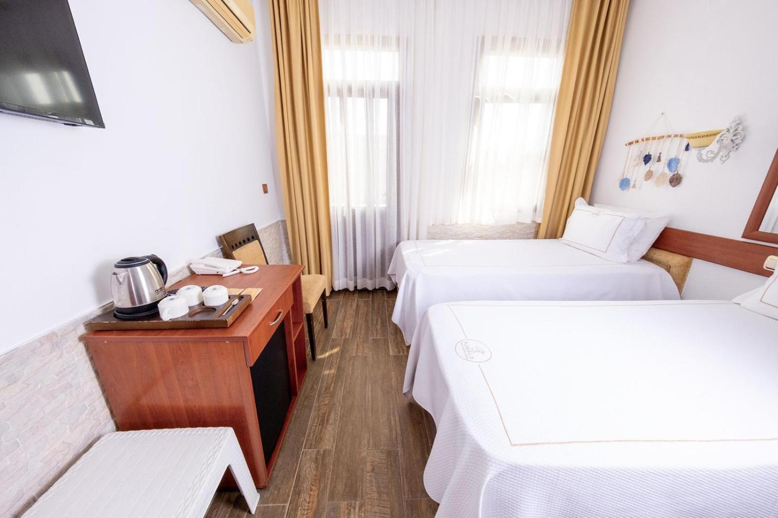 Club Kavala Beach Hotel Assos Exteriör bild